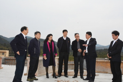 春暖花開季 擼袖奮戰(zhàn)時——江西省關(guān)工委、吉安市委、江西省國土廳、遂川縣班子領(lǐng)導(dǎo) 調(diào)研遂川堅基礦業(yè)提純項目生產(chǎn)情況